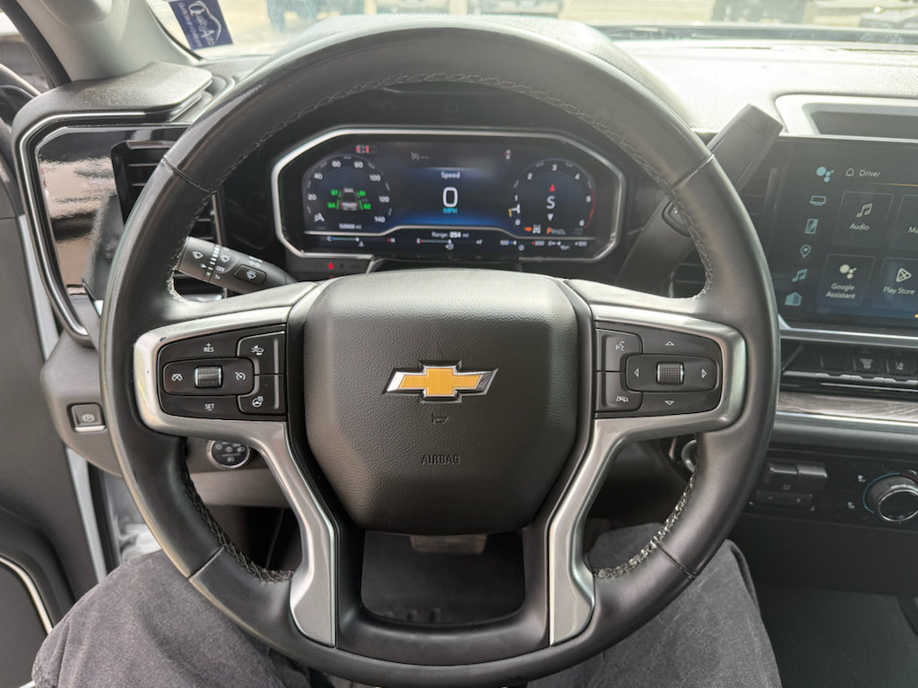 Used 2024 Chevrolet Silverado 3500 LTZ image 16