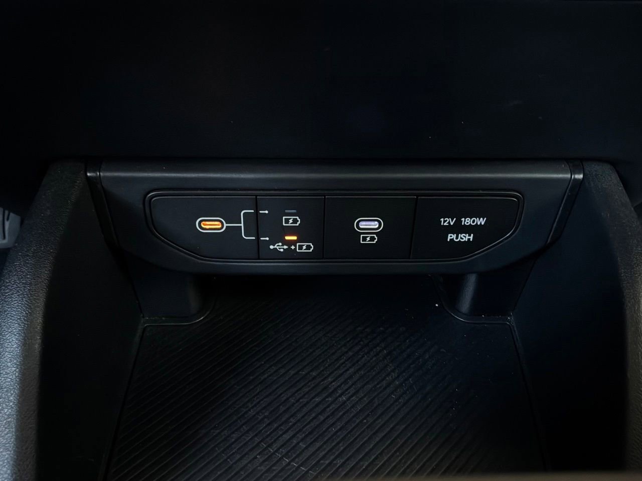 Used 2025 Kia K4 FWD image 26