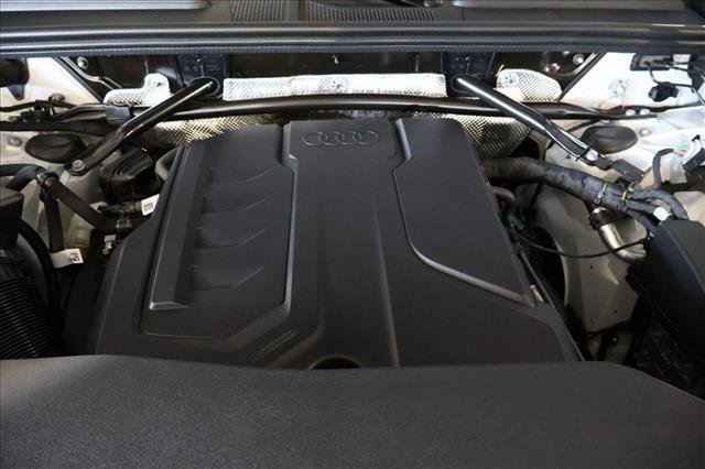 Certified 2025 Audi Q5 Premium w/ Convenience Package image 27
