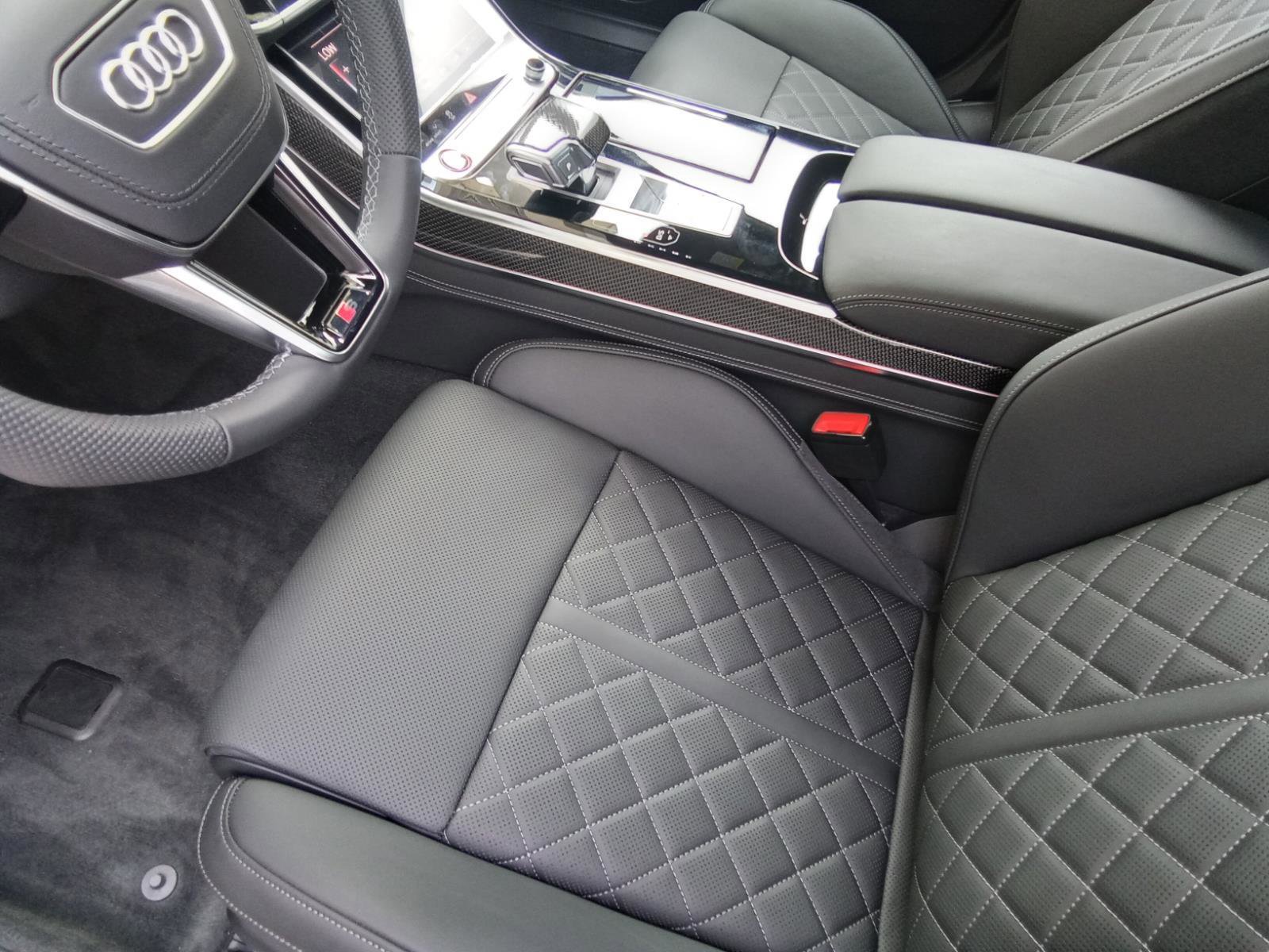 New 2025 Audi S8 image 13