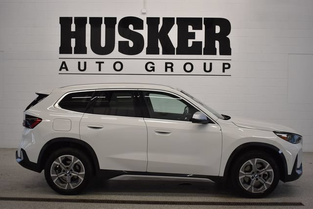 Used 2023 BMW X1 xDrive28i w/ Convenience Package AWD/4WD image 2