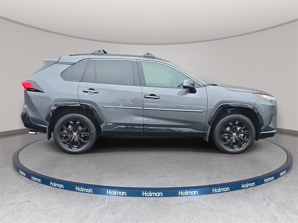 Used 2023 Toyota RAV4 SE w/ SE Grade Weather Package image 5