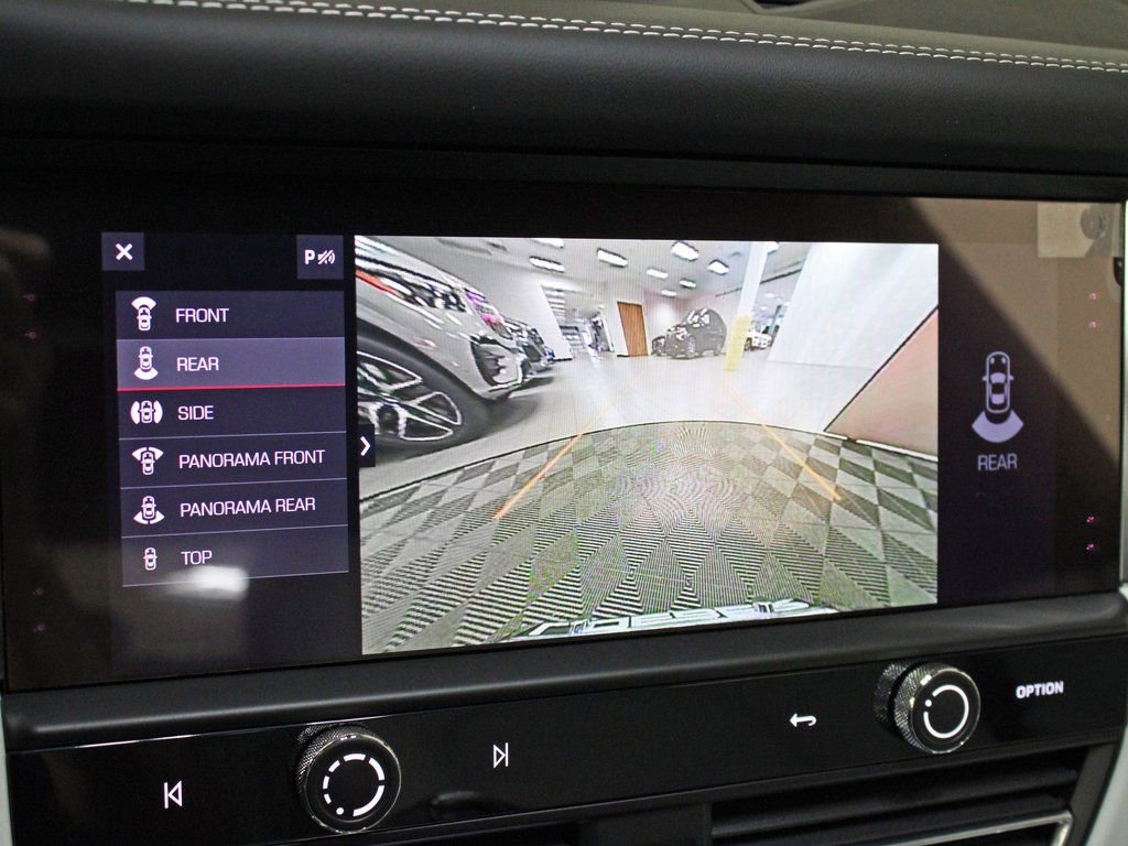 Certified 2025 Porsche Macan image 29