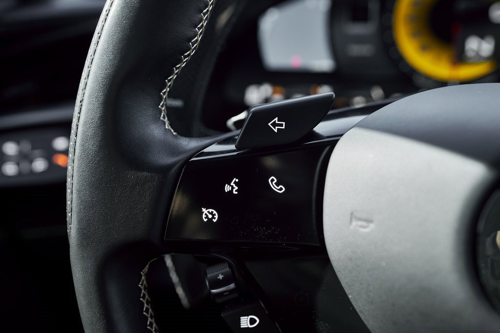 Used 2022 Ferrari SF90 Stradale image 51