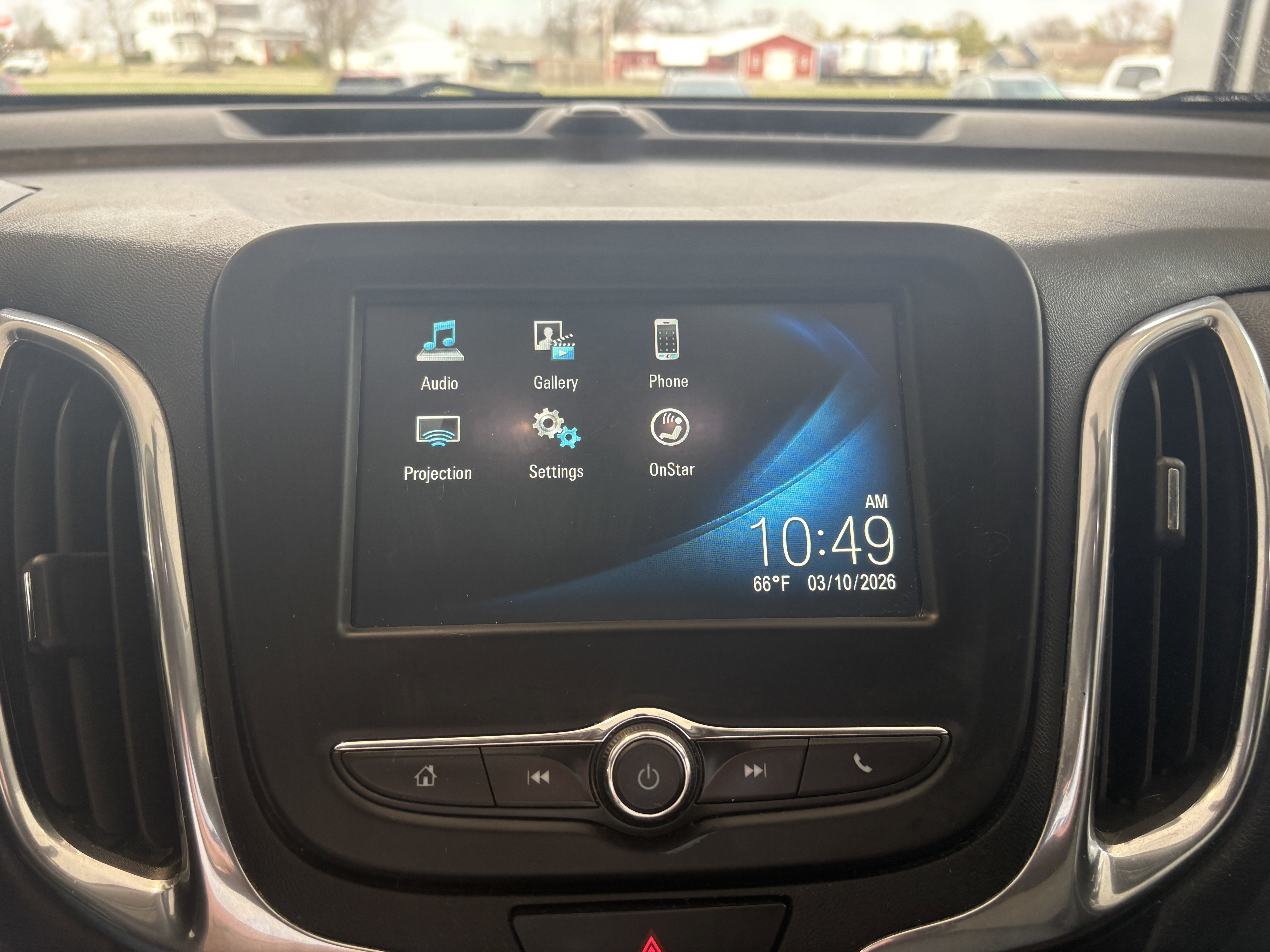 Used 2018 Chevrolet Equinox LT image 15