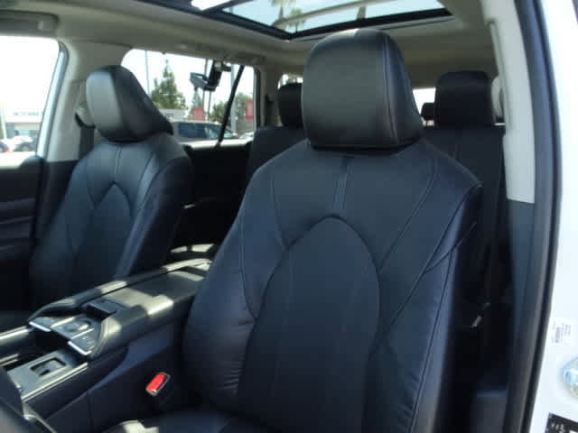 Used 2024 Toyota Grand Highlander Limited image 20