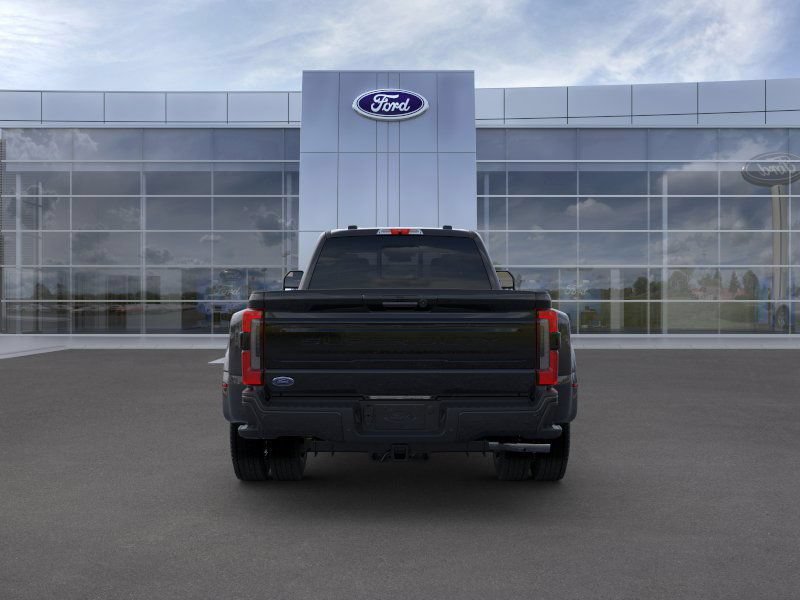 Used 2025 Ford F450 Platinum w/ FX4 Off-Road Package AWD/4WD image 9