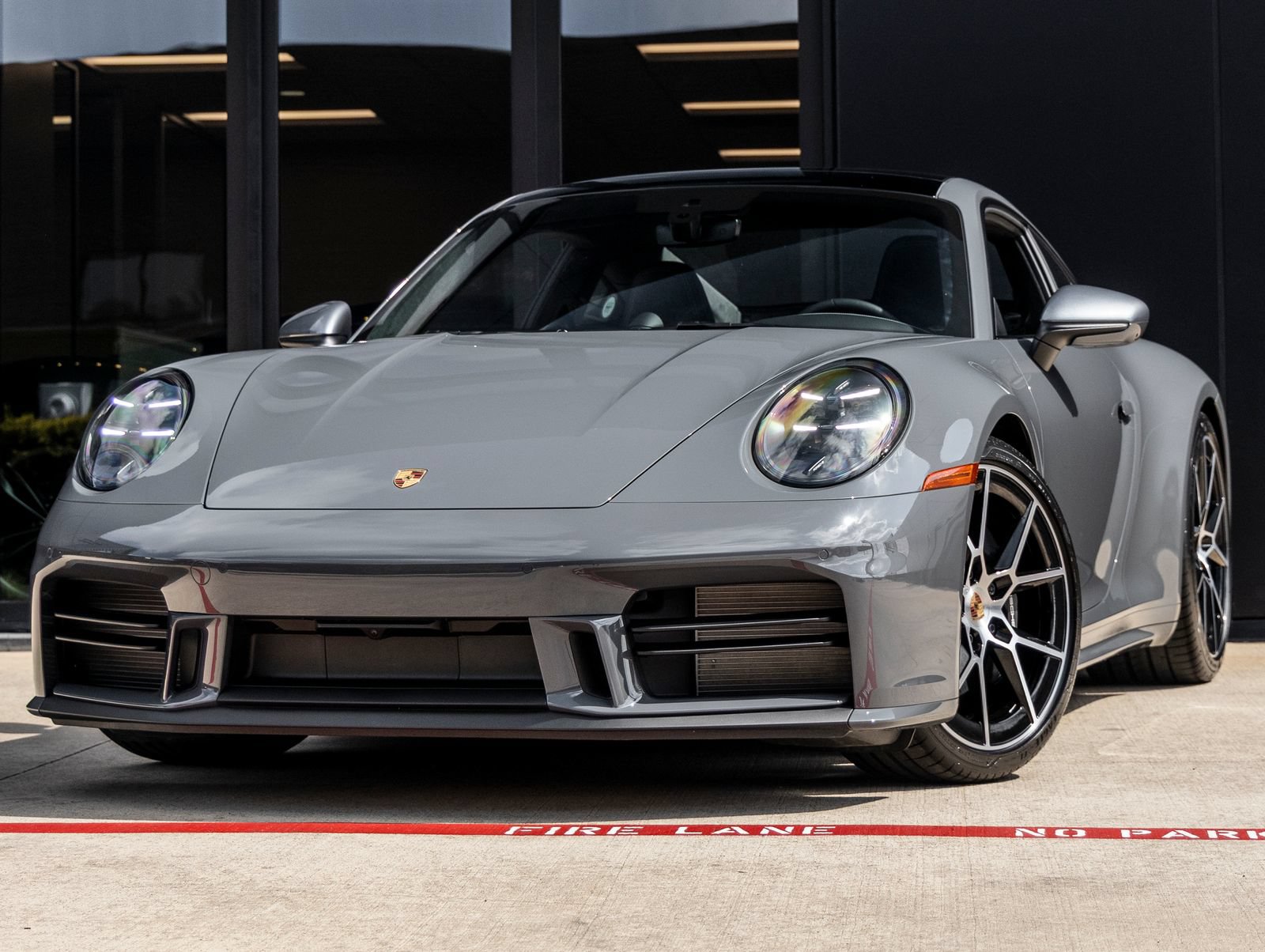 Used 2026 Porsche 911 Carrera T RWD image 1