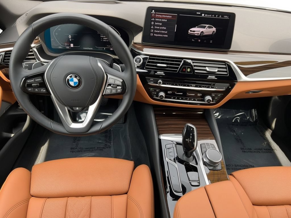 Used 2021 BMW 540i xDrive w/ Premium Package AWD/4WD image 5