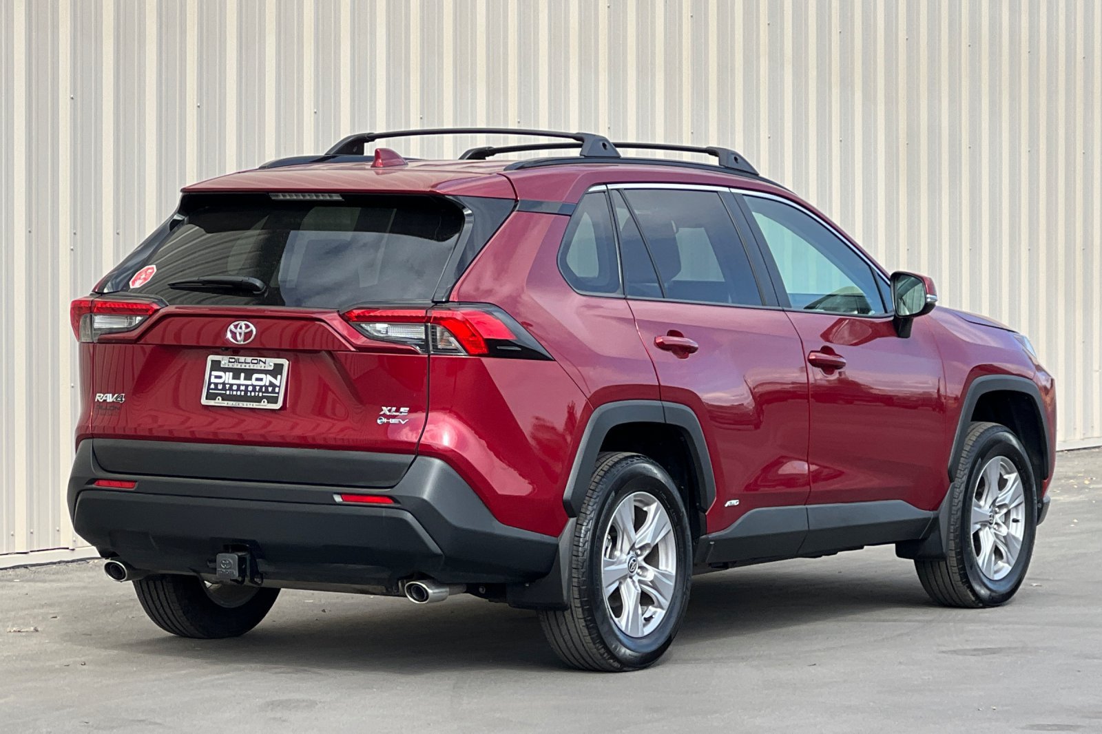 Used 2025 Toyota RAV4 XLE w/ Convenience Package AWD/4WD image 7