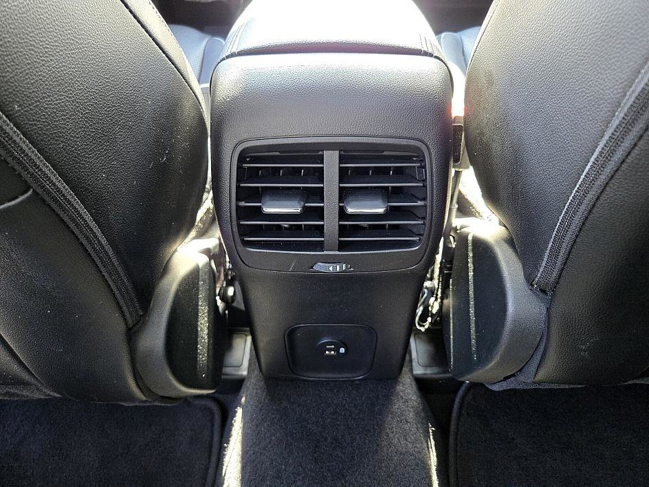 Certified 2022 Ford Escape SEL w/ Technology Package image 15