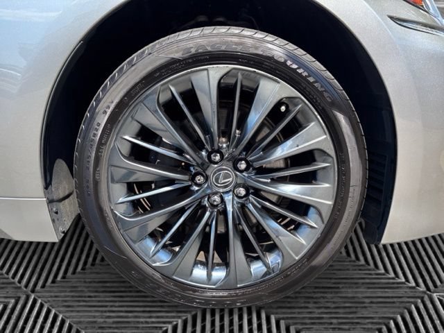Used 2018 Lexus LS 500 AWD w/ Luxury Package image 31