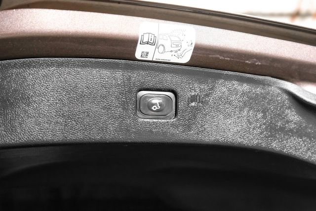 Used 2019 Ford Edge SEL w/ Equipment Group 201A image 54