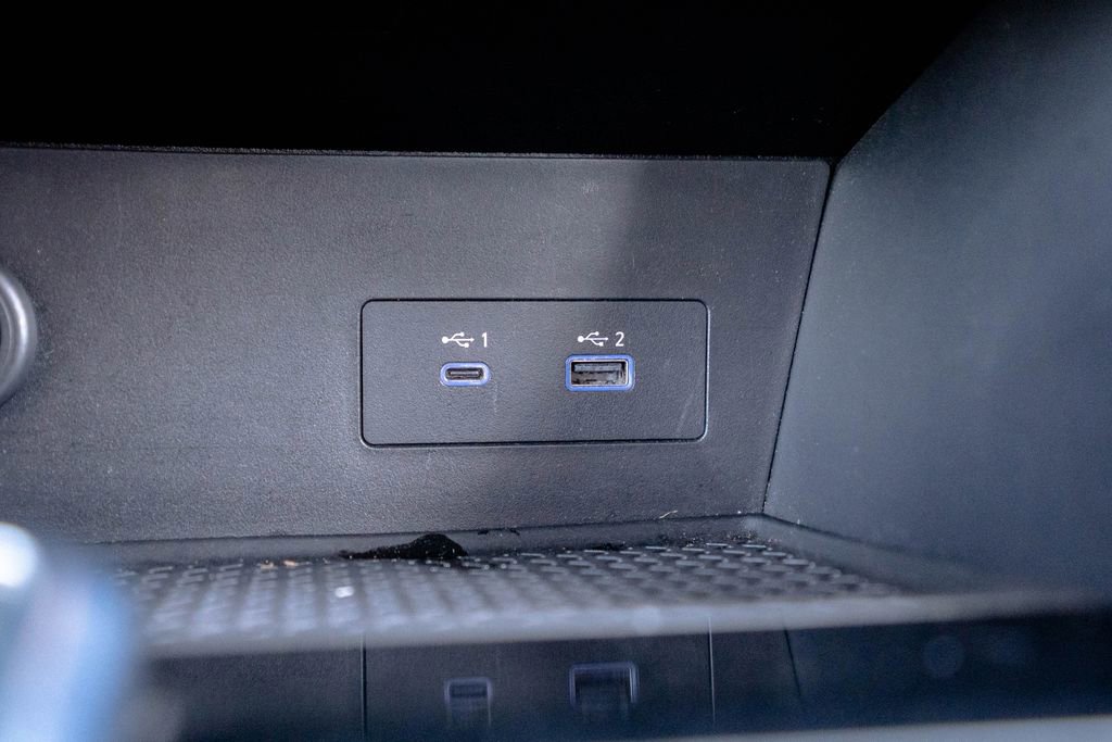 Used 2024 Nissan Pathfinder SV FWD image 24