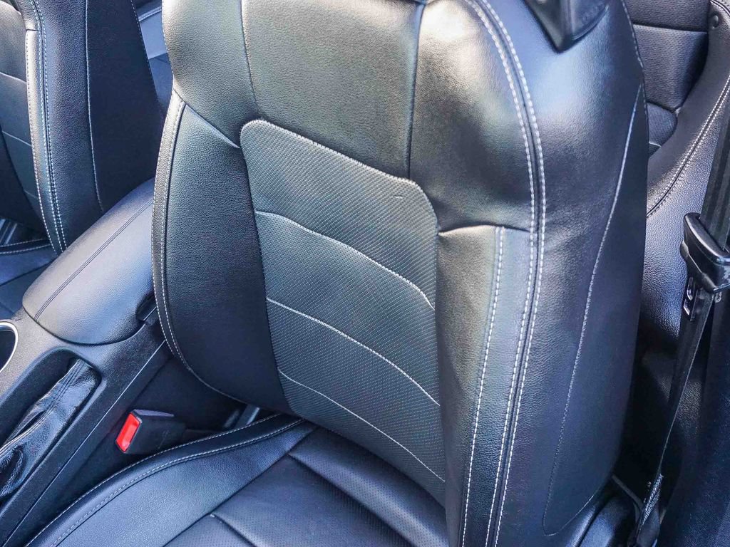 Used 2020 Ford Mustang Premium RWD image 22