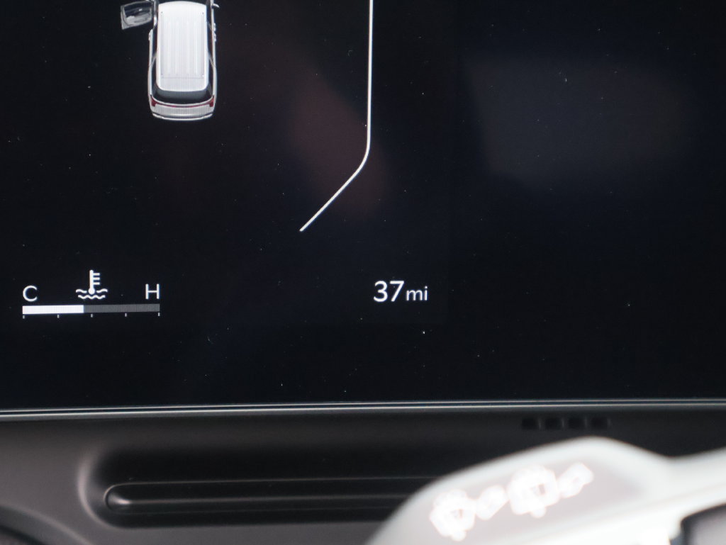 New 2027 Kia Carnival SX w/ Dark Edition Package FWD image 25