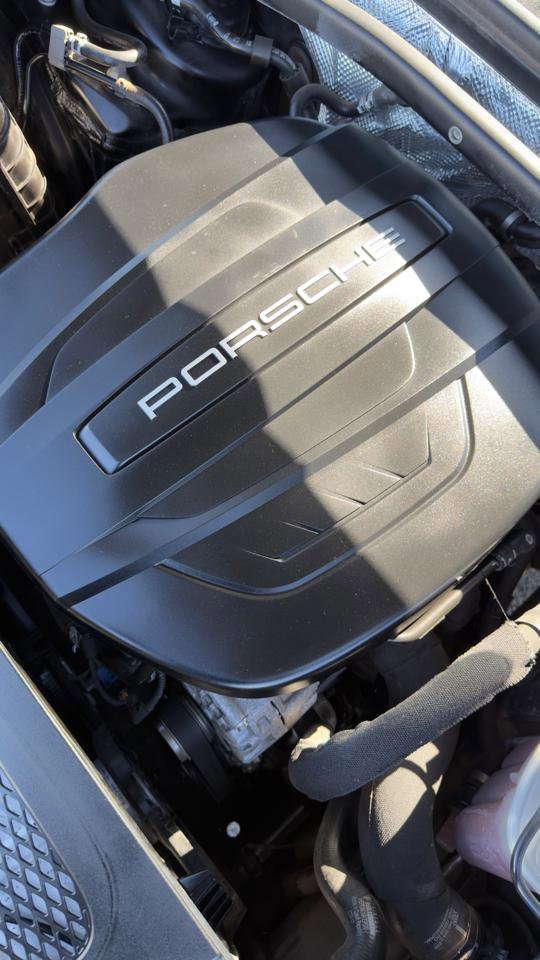 Used 2017 Porsche Macan AWD/4WD image 52