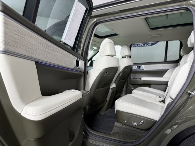 Used 2024 Hyundai Santa Fe Calligraphy image 14