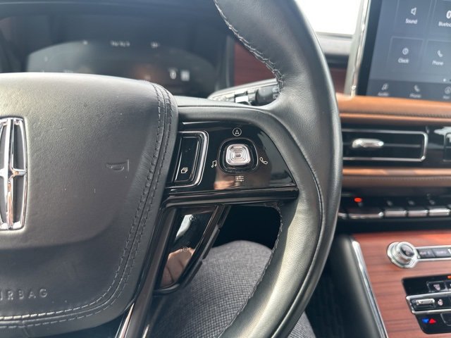 Used 2023 Lincoln Aviator Reserve w/ Equipment Group 201A image 37