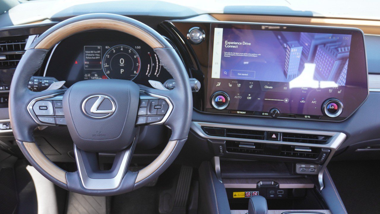 Used 2024 Lexus RX 350 Premium w/ Cold Area Package AWD/4WD image 29