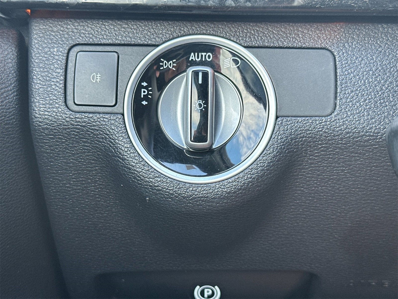 Used 2013 Mercedes-Benz E 350 E 350 image 24