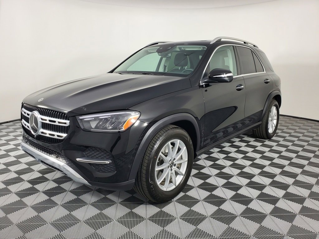 Used 2025 Mercedes-Benz GLE 450e 4MATIC image 4