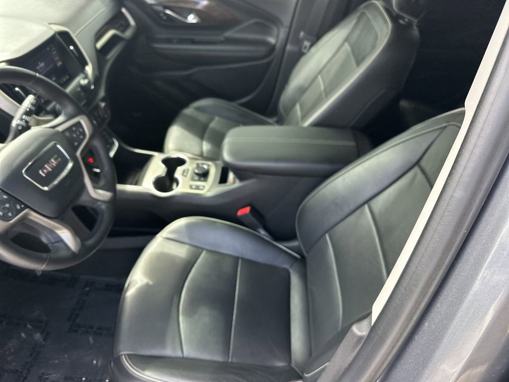 Used 2020 GMC Terrain Denali w/ Denali Premium Package image 18