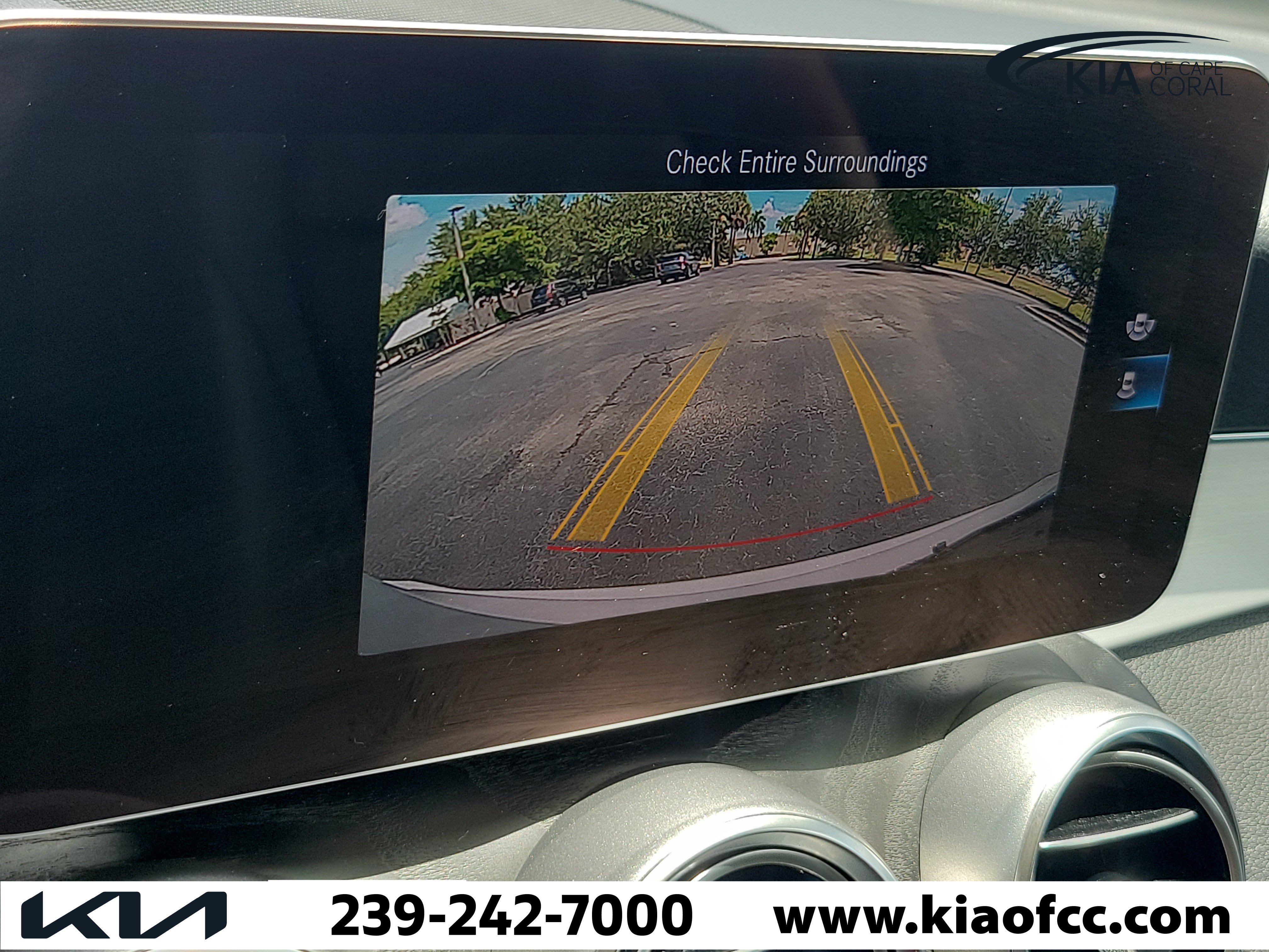 Used 2020 Mercedes-Benz GLC 300 image 30