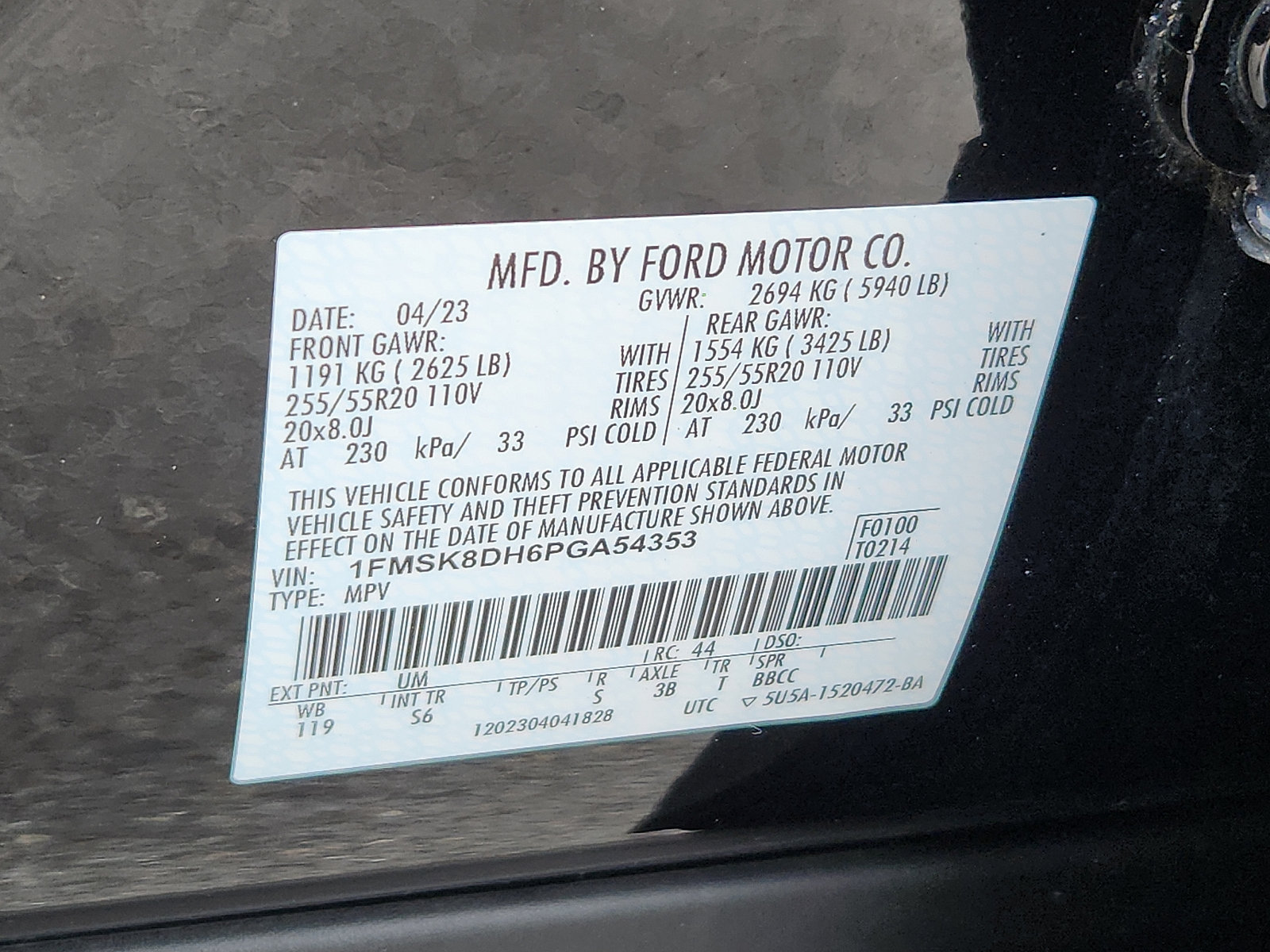 Used 2023 Ford Explorer XLT w/ Equipment Group 202A AWD/4WD image 26