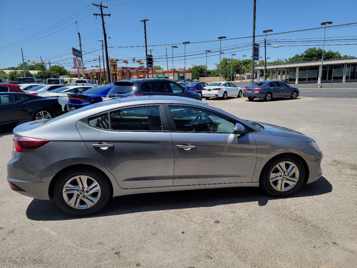 Used 2019 Hyundai Elantra SEL image 7