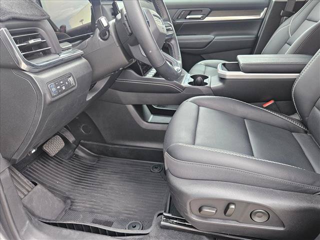 Used 2026 GMC Terrain Denali w/ LPO, Floor Liner Package AWD/4WD image 16