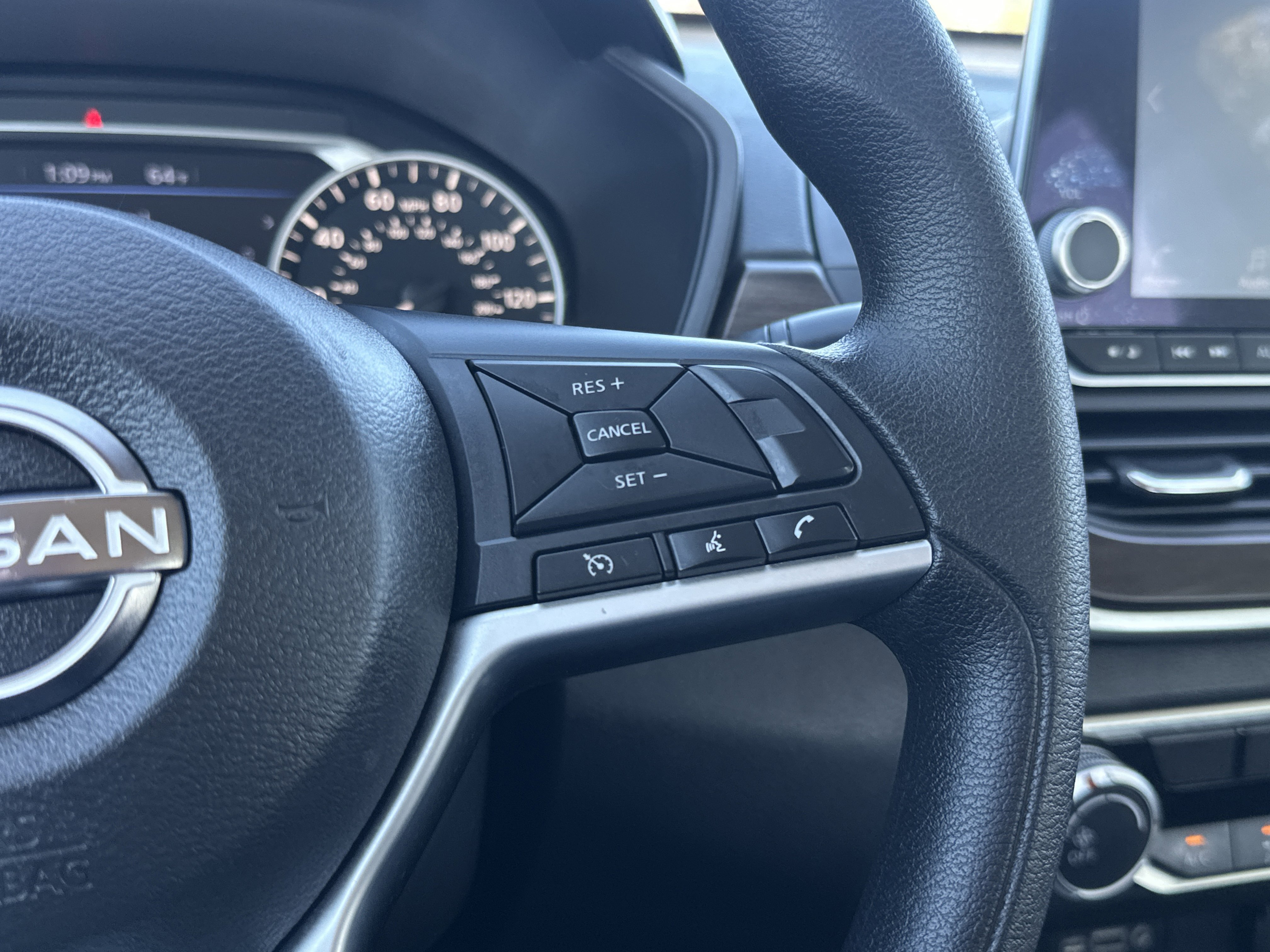 Used 2023 Nissan Altima 2.5 SV image 21