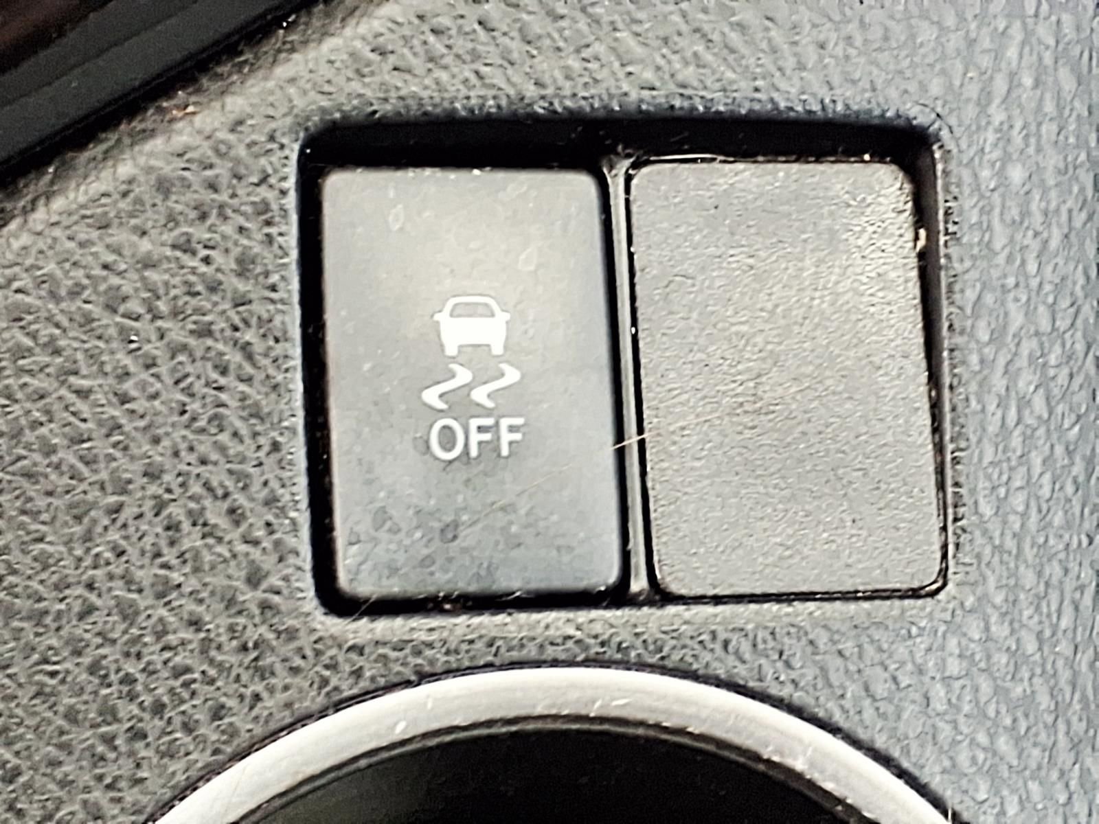 Used 2016 Toyota Corolla LE FWD image 21