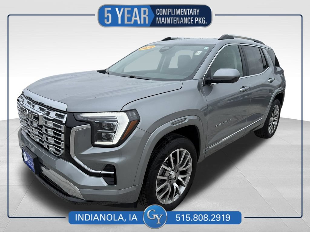 Used 2026 GMC Terrain Denali AWD/4WD image 1