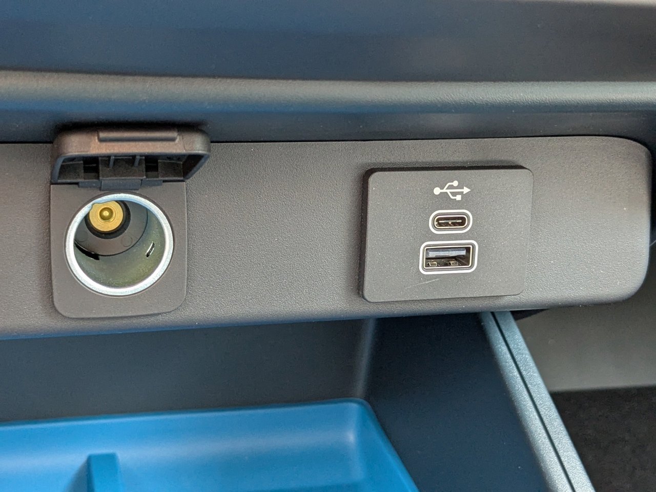 New 2025 Ford Maverick XLT w/ XLT Luxury Package image 26