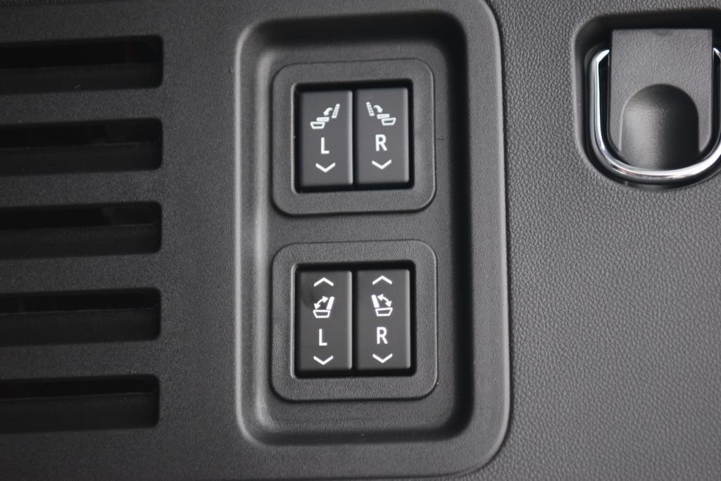 New 2026 Chevrolet Traverse High Country AWD/4WD image 26