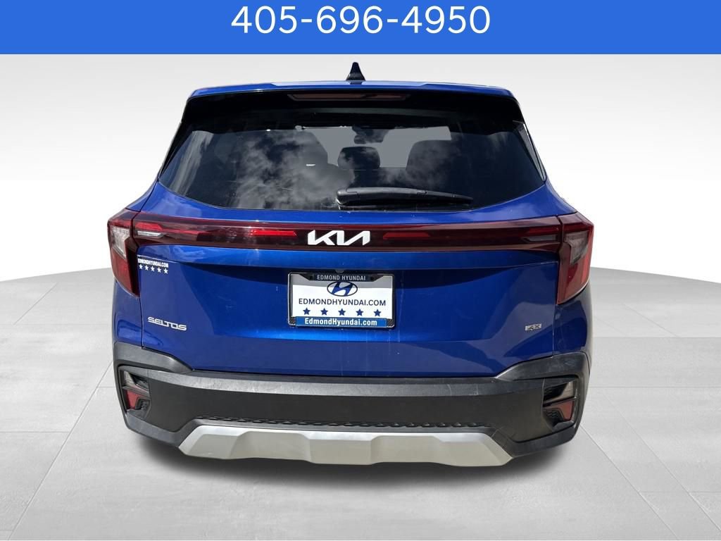 Used 2024 Kia Seltos LX image 7