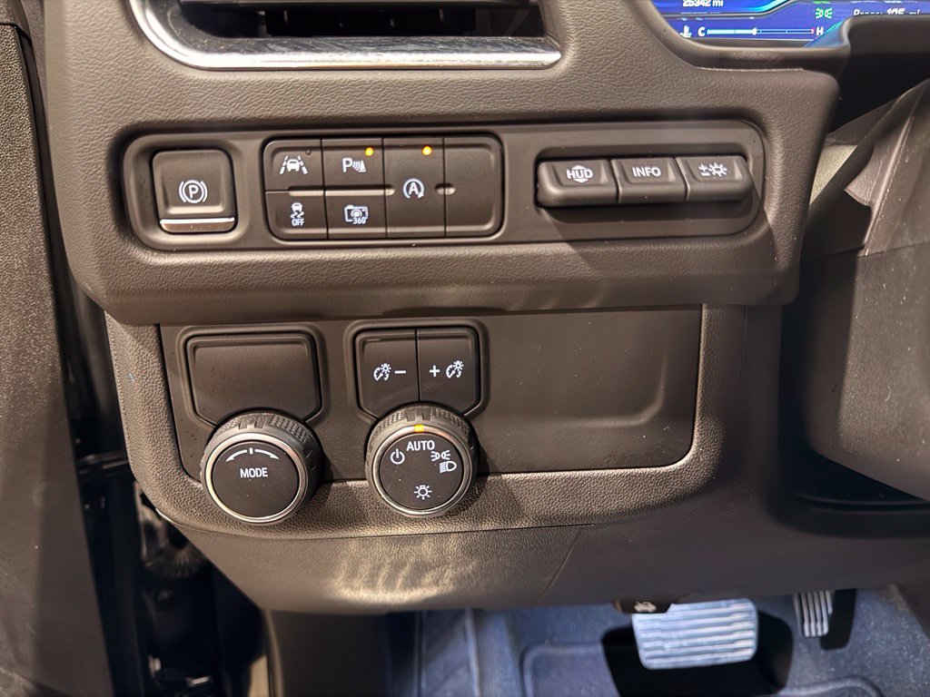 Used 2023 Chevrolet Tahoe Premier w/ Texas Edition RWD image 18