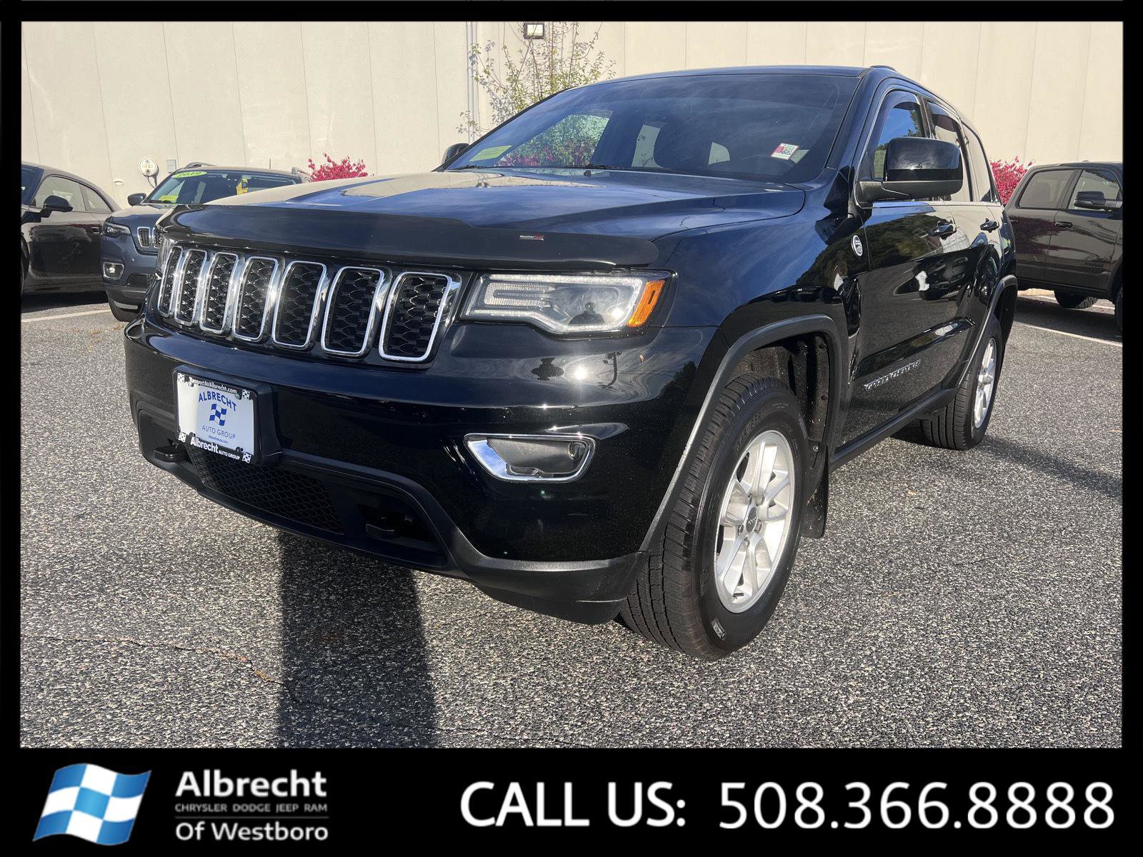 Used 2020 Jeep Grand Cherokee Laredo