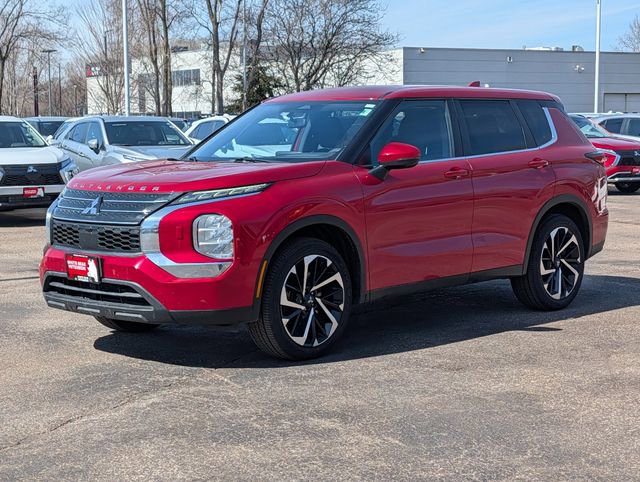 Used 2022 Mitsubishi Outlander ES image 6