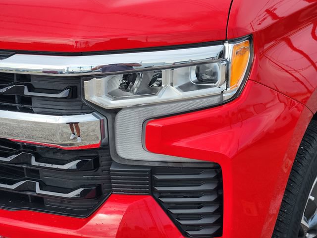 Used 2023 Chevrolet Silverado 1500 LT AWD/4WD image 9