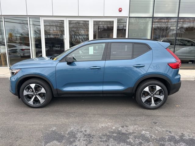 Certified 2025 Volvo XC40 B5 Plus video 2