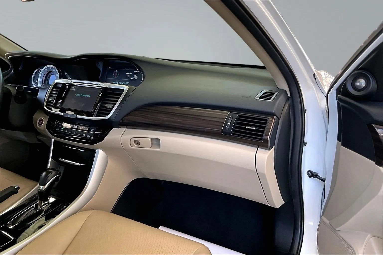 Used 2016 Honda Accord EX-L image 22