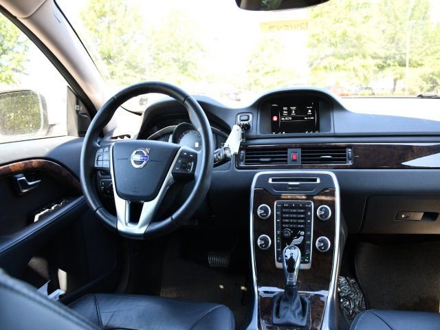 Used 2016 Volvo XC70 T5 Platinum AWD/4WD image 18