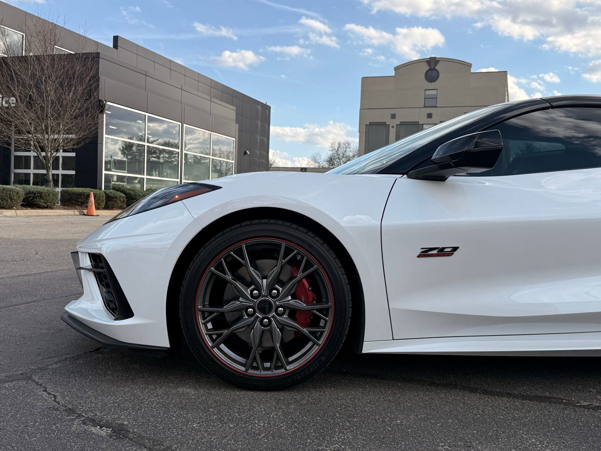 Used 2023 Chevrolet Corvette Stingray w/ Z51 Performance Package image 9