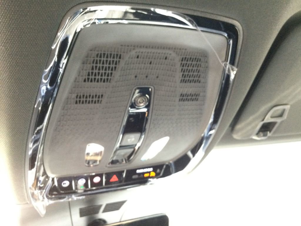 New 2026 Cadillac Lyriq V image 36