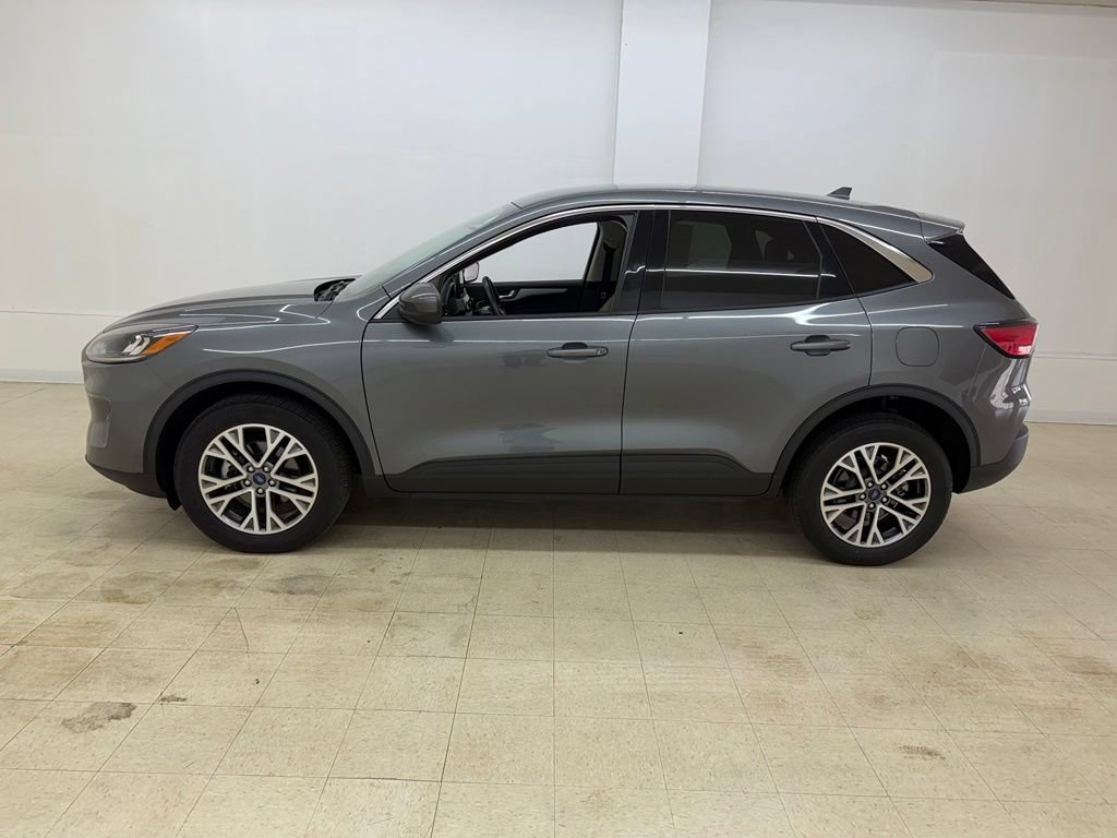 Used 2022 Ford Escape SEL AWD/4WD image 2