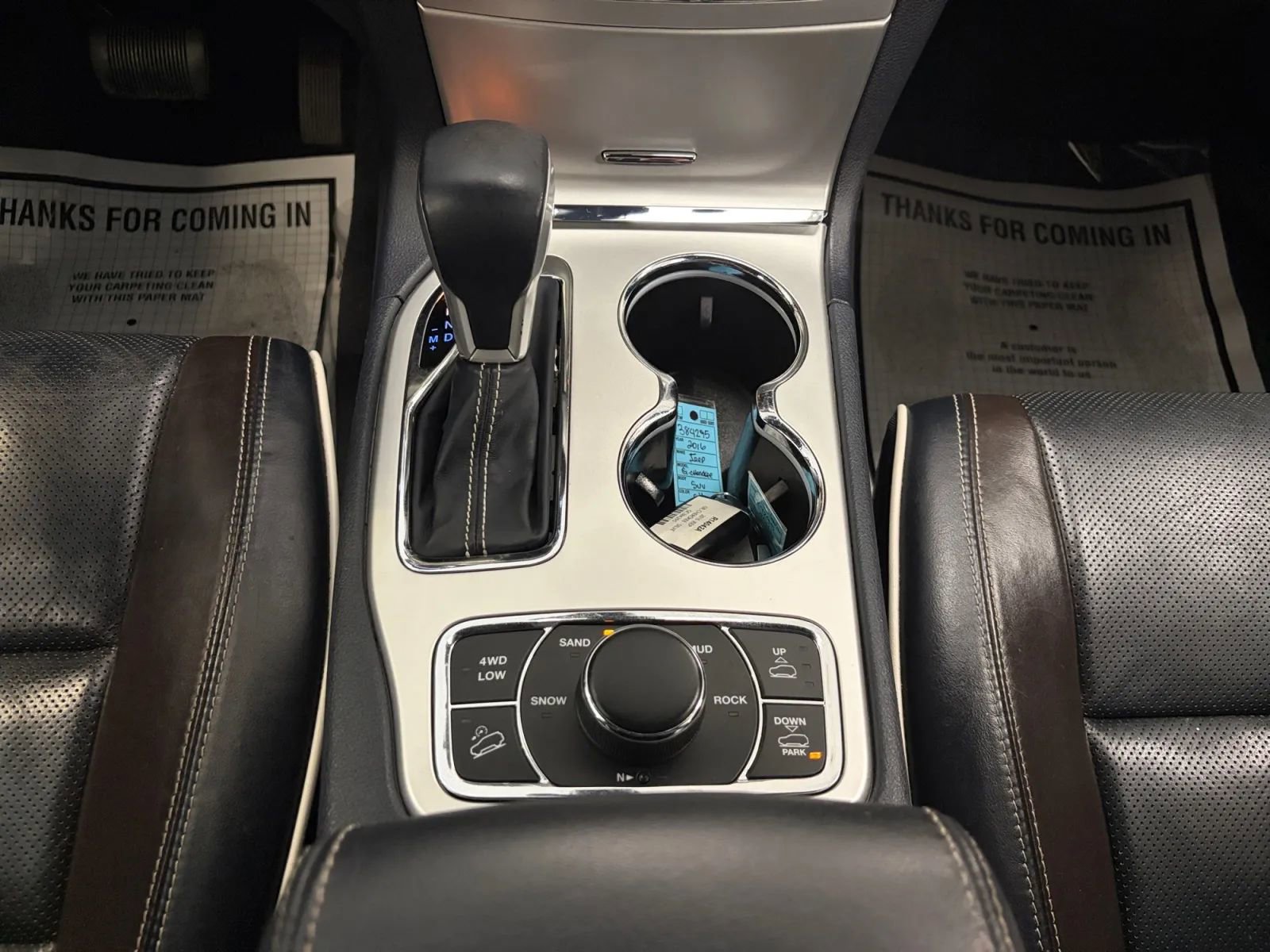 Used 2016 Jeep Grand Cherokee Overland AWD/4WD image 18