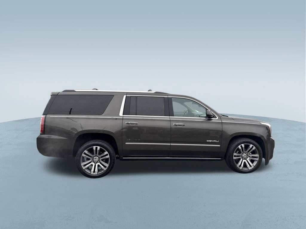 Used 2019 GMC Yukon XL Denali w/ Denali Ultimate Package RWD image 9