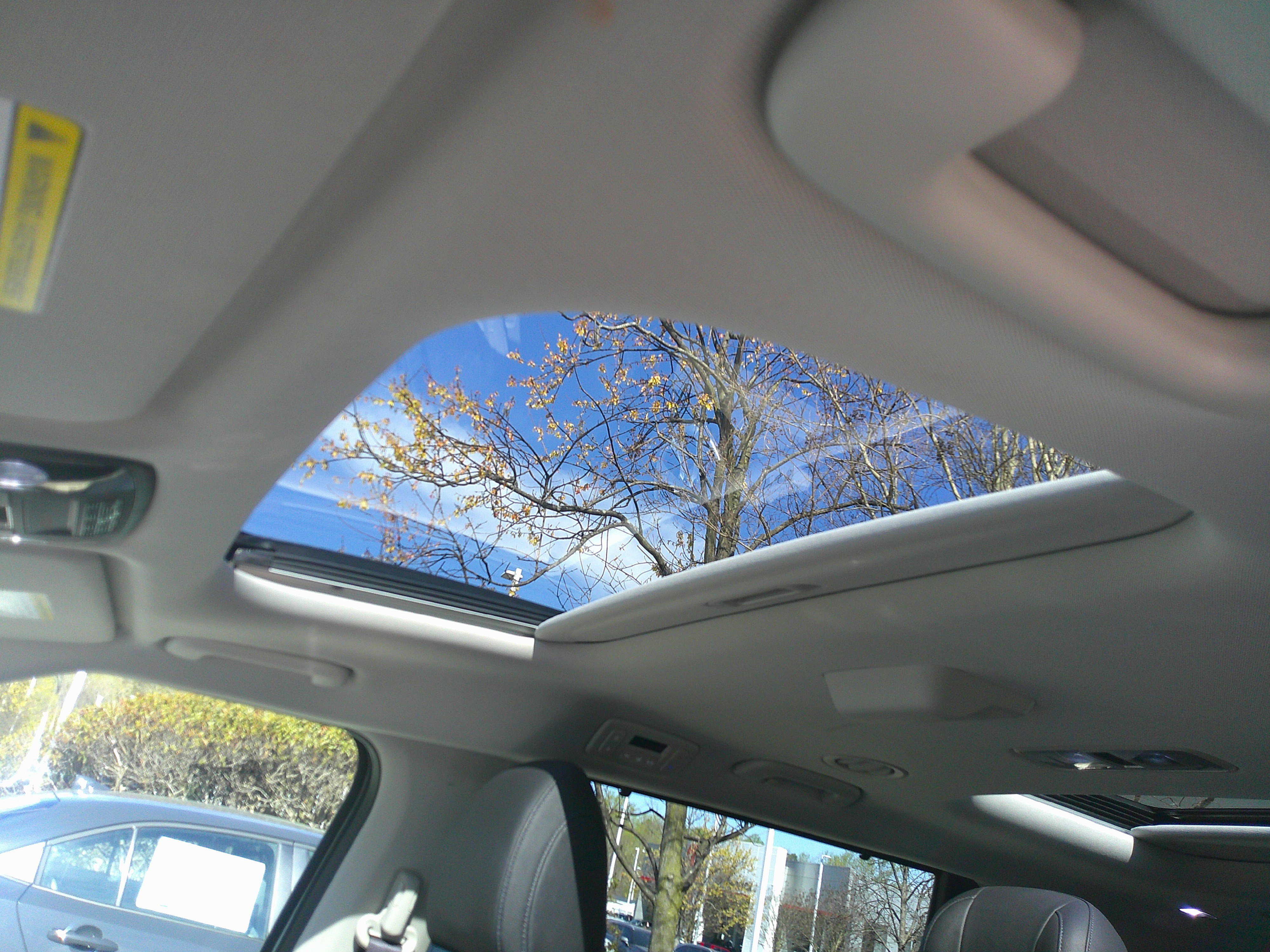 Used 2025 Kia Carnival SX Prestige image 29